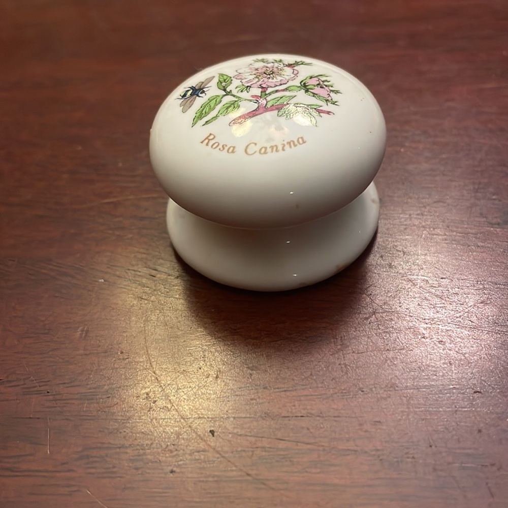 Portmeirion botanic garden drawer pulls floral cabinet knobs flowers bundle 6 - Picture 5 of 9